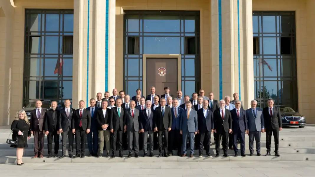 TBMM ve KKTC Milletvekillerinden Dostluk Maçı 1